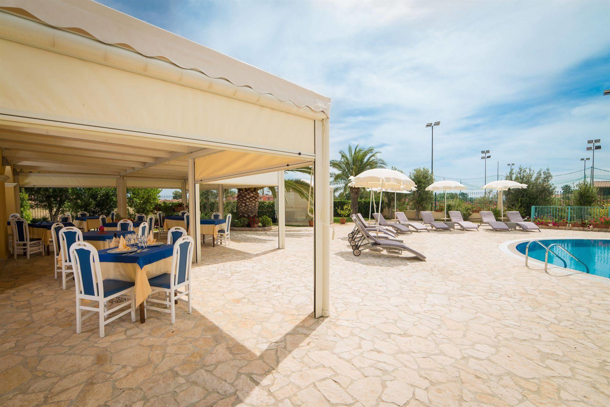Hotel Ristorante Il Vascello Costa Rei Dış mekan fotoğraf